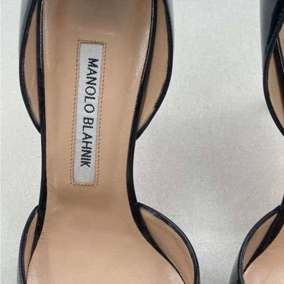 Manolo Blahnik Shiny Black Pointed Heels - Size 38 - Picture 3 of 11